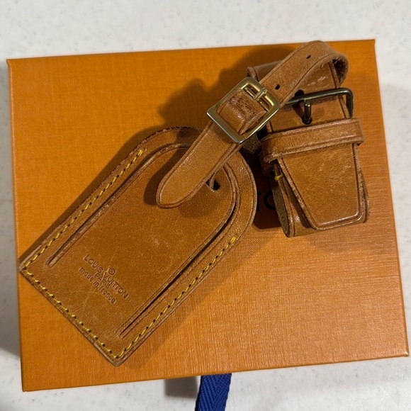 Louis Vuitton Luggage Tag Authentic